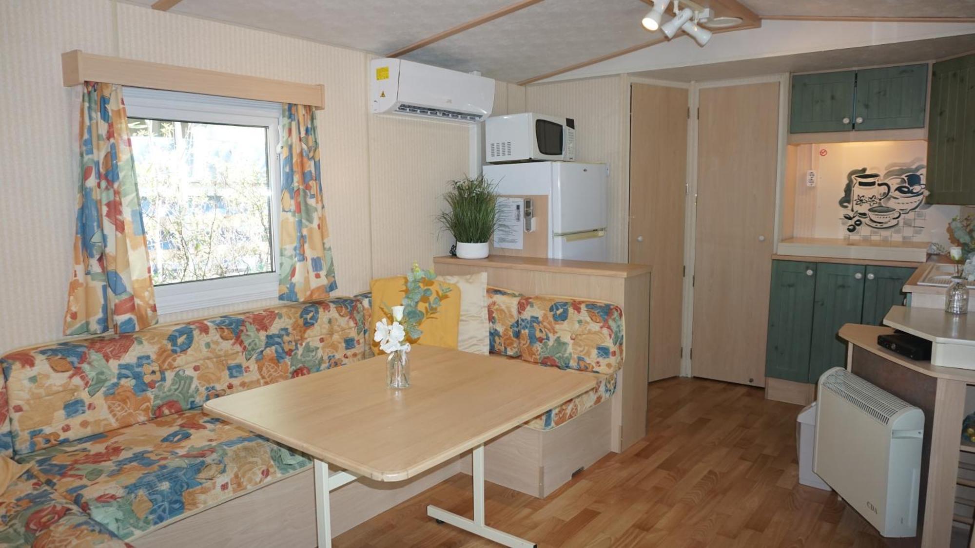 Chalets Met Buitenkeuken Op Camping Lei Suves - Joycasa Рокбрюн-сюр-Аржан Номер фото